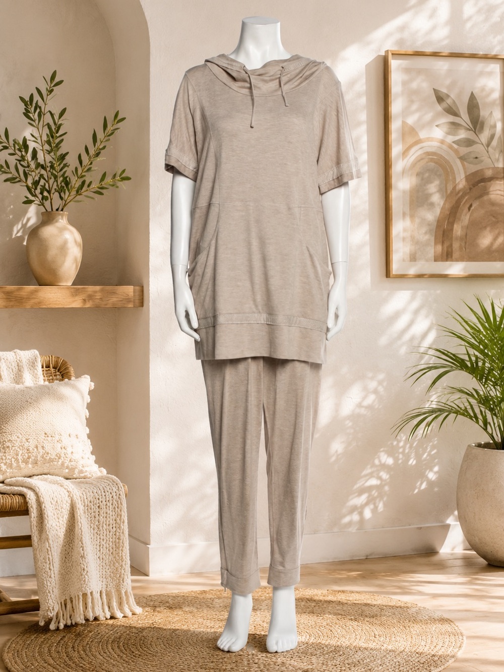 St. John Sport Beige Champagne Colored Casual Lounge Set - size Medium